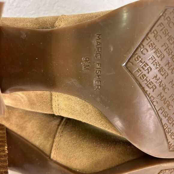 Marc Fisher Tan Suede Block Heeled Ankle Booties Size 9.5 - Picture 7 of 7